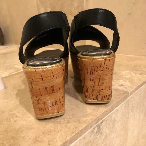 Donald Pliner Cork Platform Sandals - Picture 4 of 6